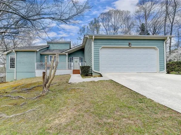 639 Oak Moss Dr, Lawrenceville, GA 30043