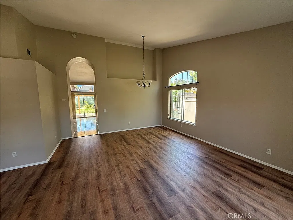 3 bed, 1664 sqft, $3,000 — Photo 3
