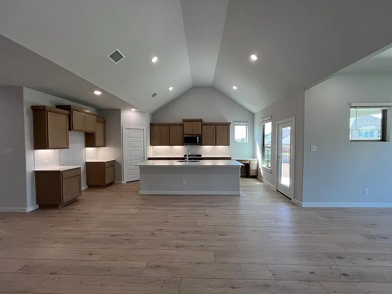 2517 Clearspring Dr — Photo 8