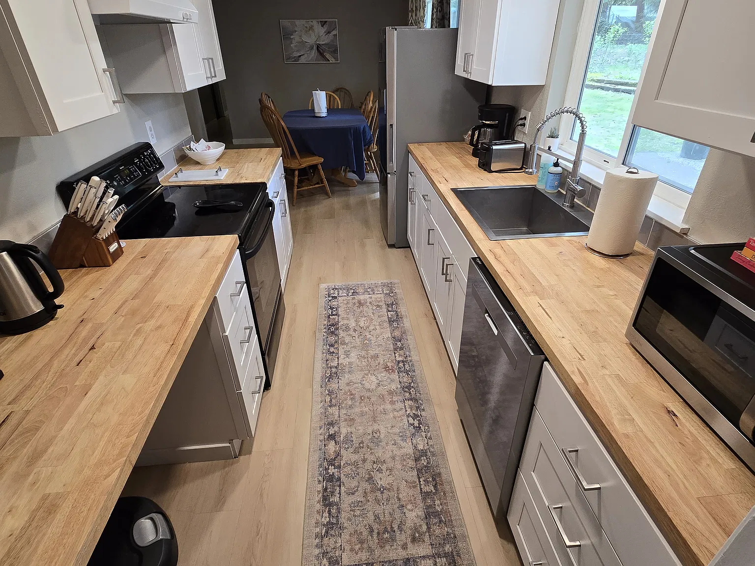 3 bed, 1168 sqft, $3,000 — Photo 4