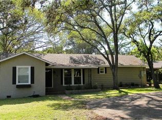 895 Fredericksburg Rd, New Braunfels, TX 78130
