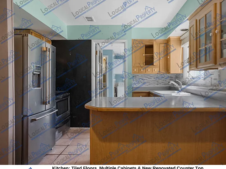 429 Royal Ave — Photo 5