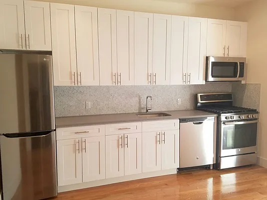 Rented by Bold New York | media 10