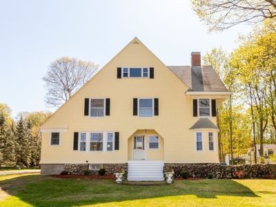 548 High St, Westwood, MA, 02090
