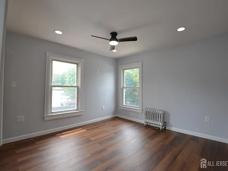 259 Main St — Photo 21