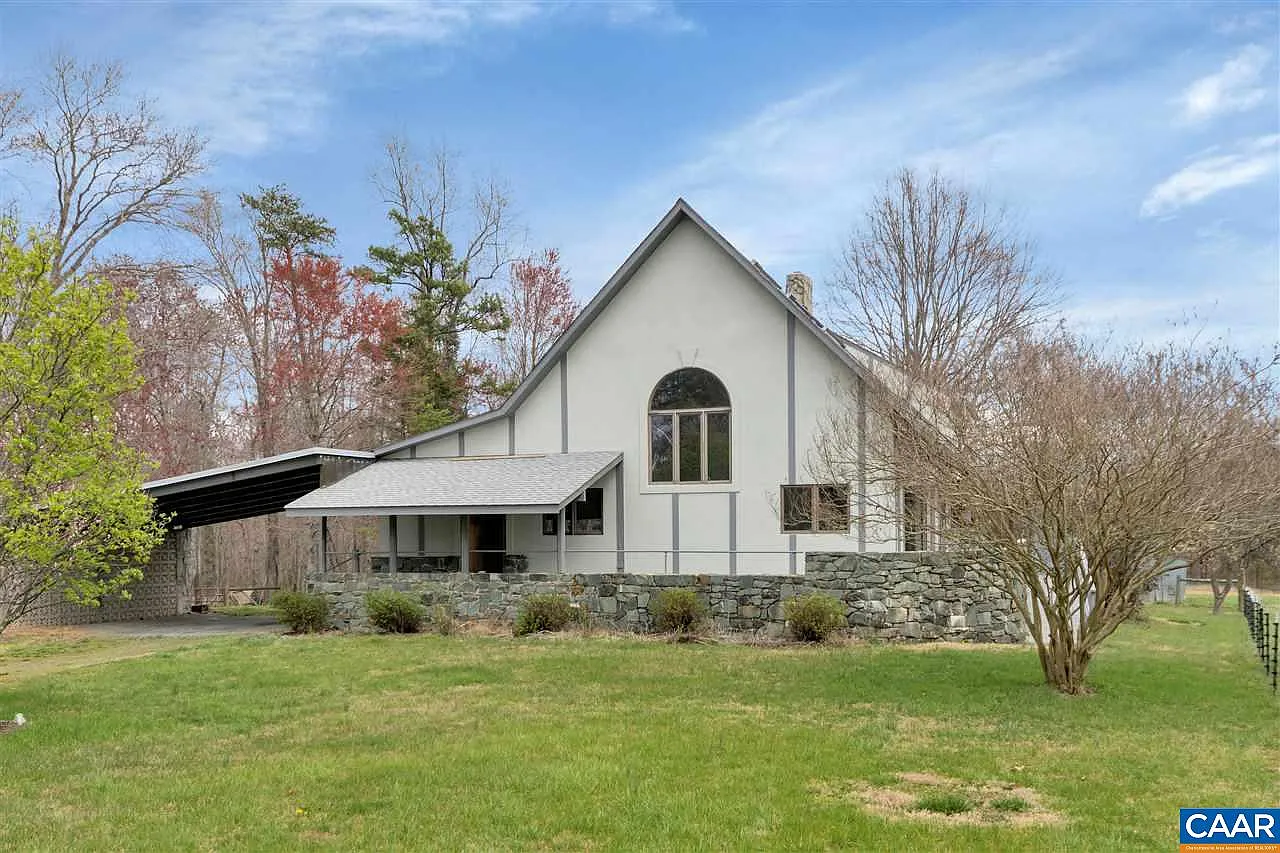 4841 Blenheim Rd photo 1