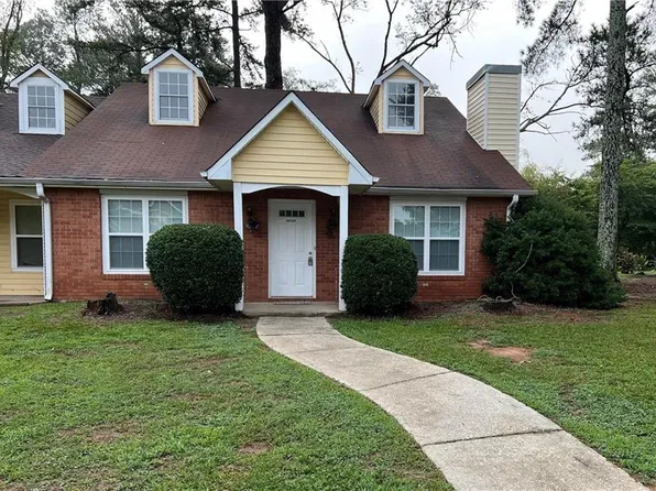 2613 Country Trce SE #B, Conyers, GA 30013