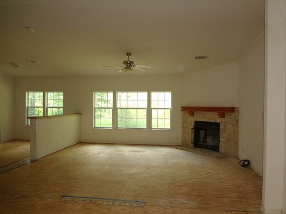 2nd image of 24544 Country Oaks Blvd