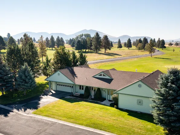 3418 Shield Crest Dr, Klamath Falls, OR 97603