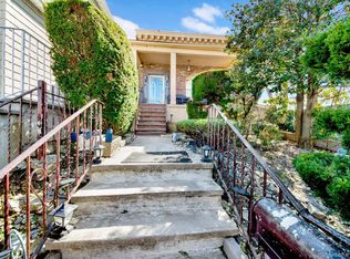 3252 Waterbury Avenue, Bronx, NY