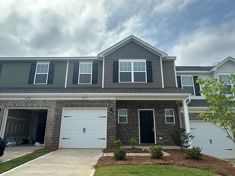 5137 Tommy Ln — Photo 1
