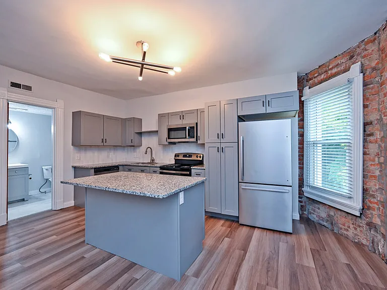 2226 Kemper Ln #3 — Photo 8