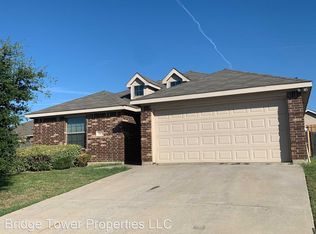 953 Abigale Ln, Dallas, TX 75253