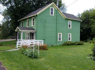 19 Chapel St, Belfast, NY 14711