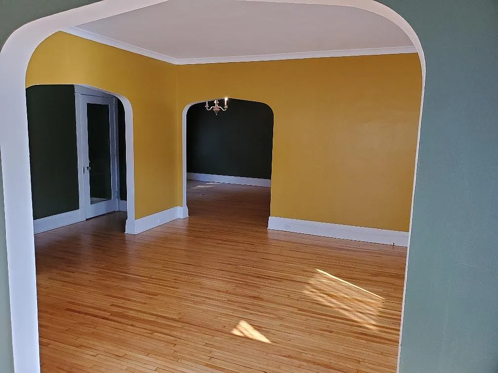 Building Photo - 1312 Douglas Ave #1