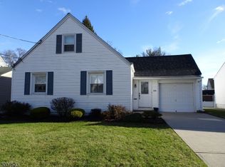 34 Beverly Hill Rd, Clifton, NJ 07012