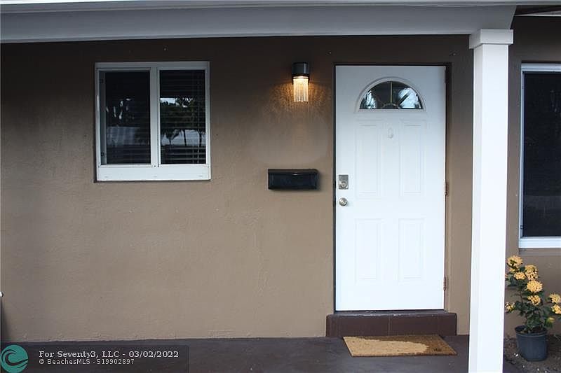 1st image of 1749 NE 39th St