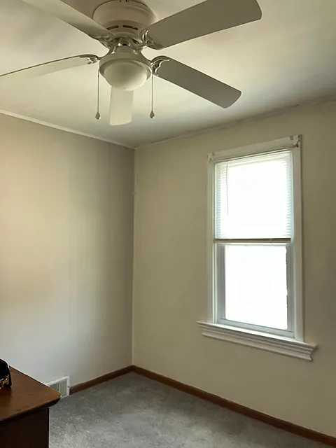 office or small bedroom