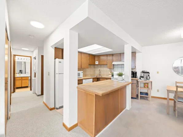 11900 228th St #42, Maple Ridge, BC V2X 6L9