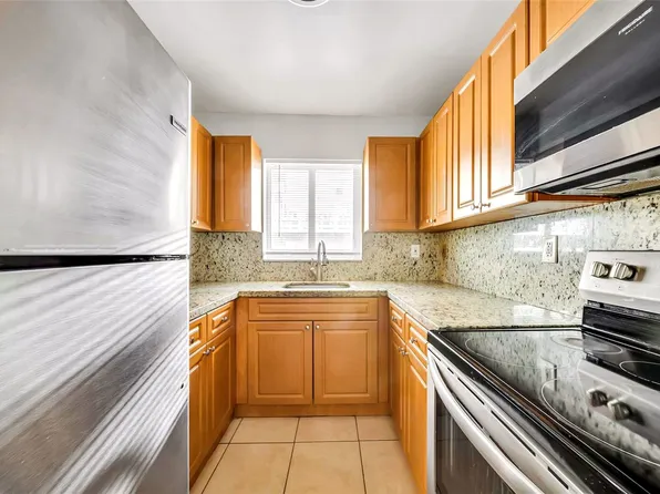 6A Bay Dr #6A, Miami Beach, FL 33141