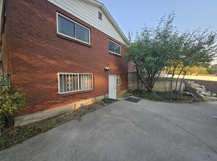 1706 E Raddon Dr, Sandy, UT 84092