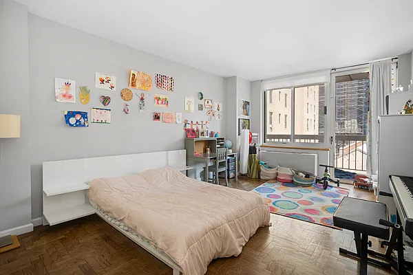 Rented by Douglas Elliman | media 5