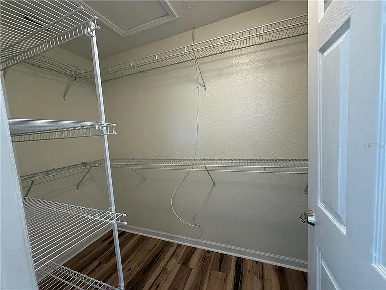 4304 SW 54th Ct — Photo 12