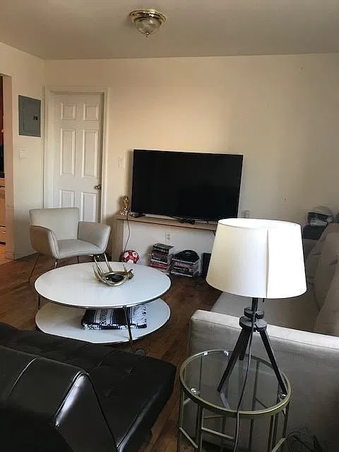 212 Troutman St — Photo 4