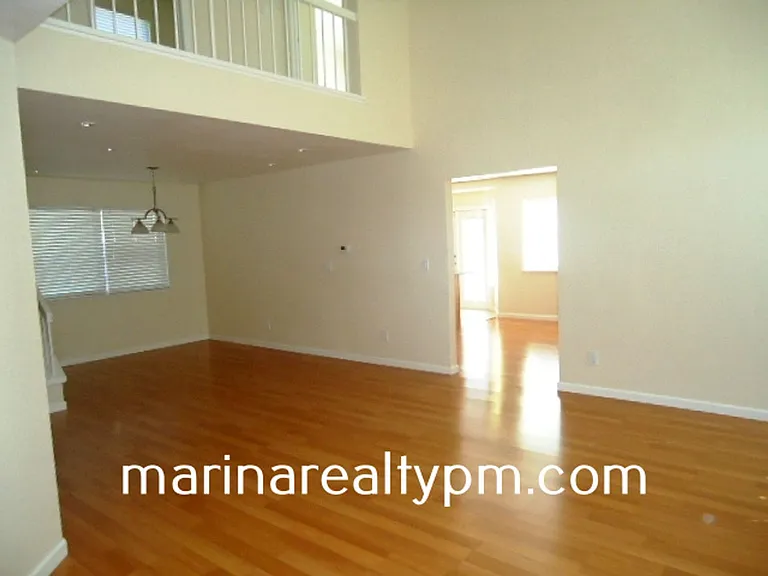 103 Bolton Way — Photo 4