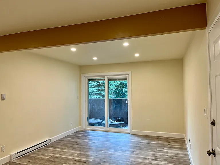 1050 W Beaver Creek Blvd #C202 — Photo 4