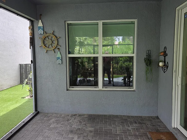 6668 Pointe Of Woods Dr — Photo 23