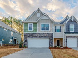 240 Harpers Run Ln, Matthews, NC 28104