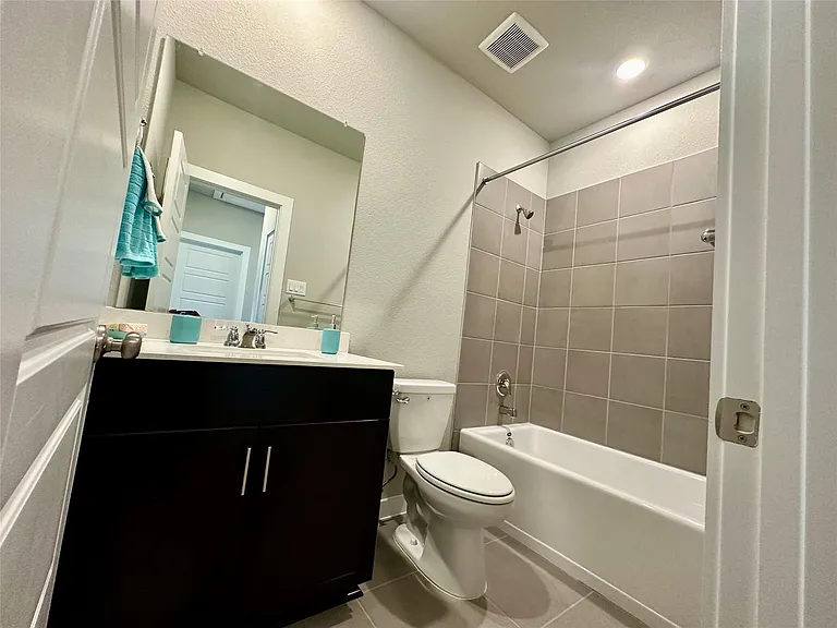 3121 Moontide Ln — Photo 29