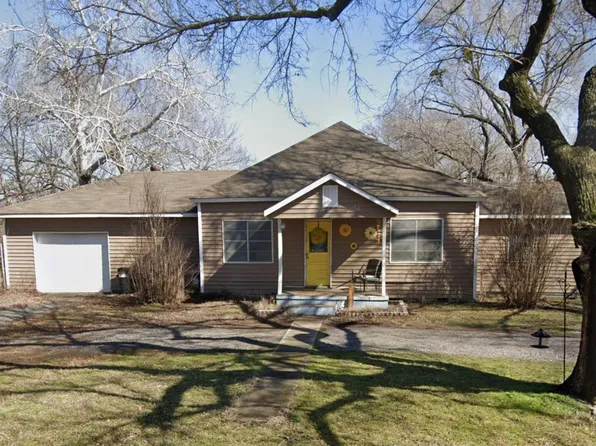 235 S Broadway St, Inola, OK 74036