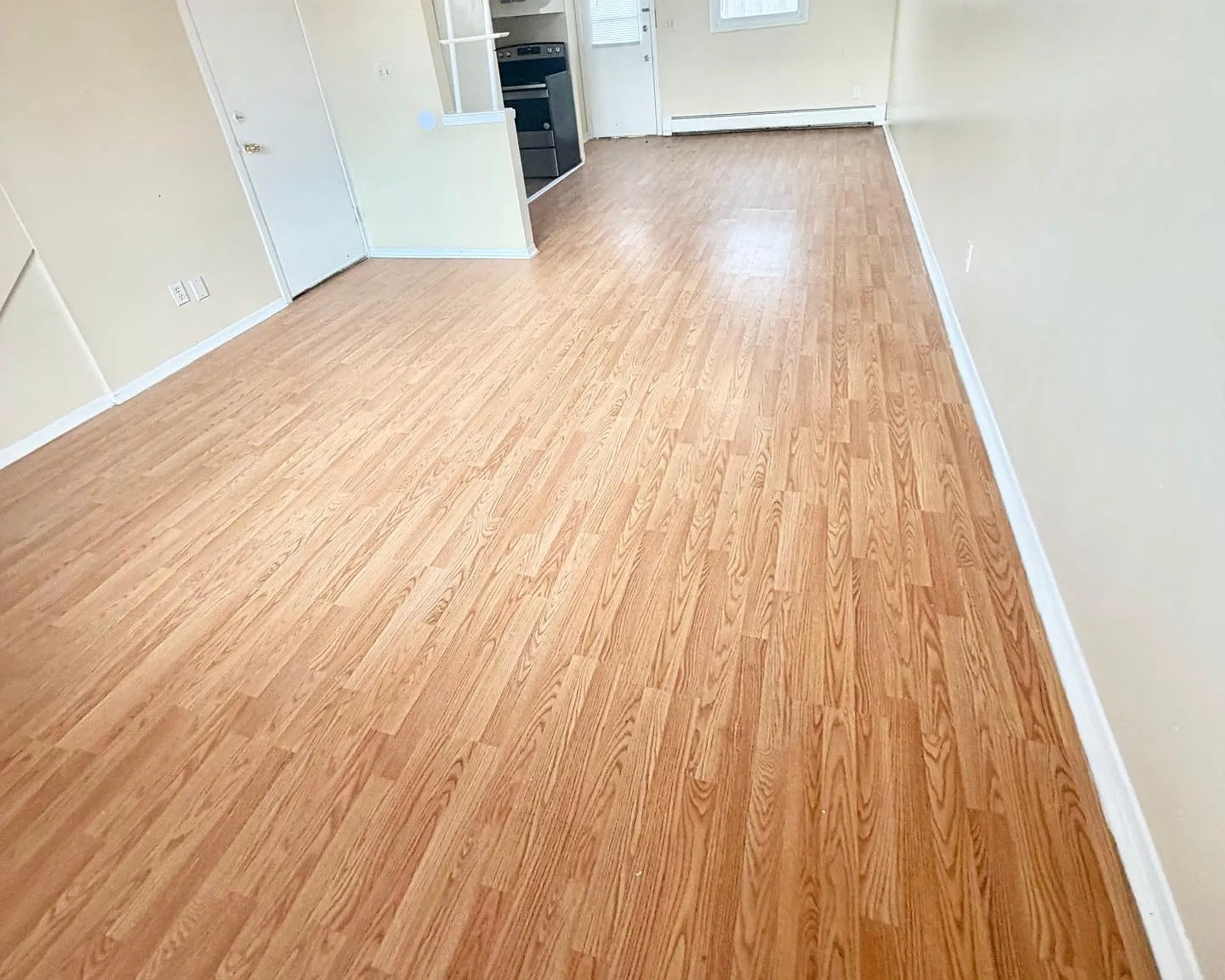 2 bed, 1000 sqft, $1,850 — Photo 3