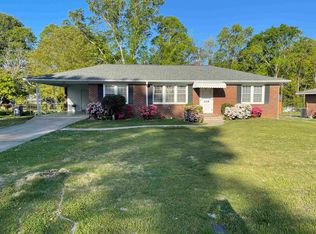 109 Loche Adele Dr, Spartanburg, SC 29307