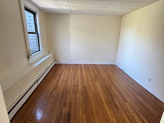2nd image of 179 Harvard St #3B