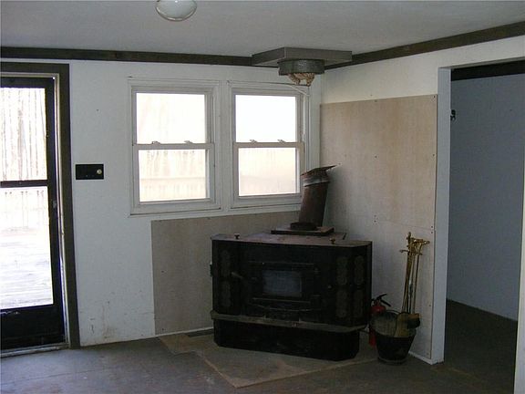 4th image of 12620 Roger Dr
