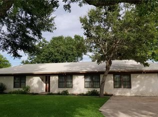 111 Parsons Rd, Victoria, TX 77904