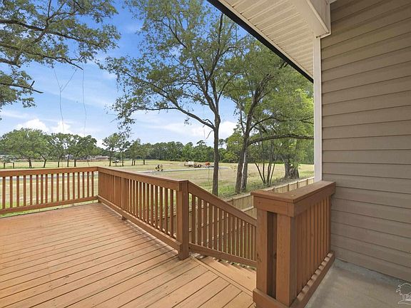 5th image of 209 Camellia Dr
