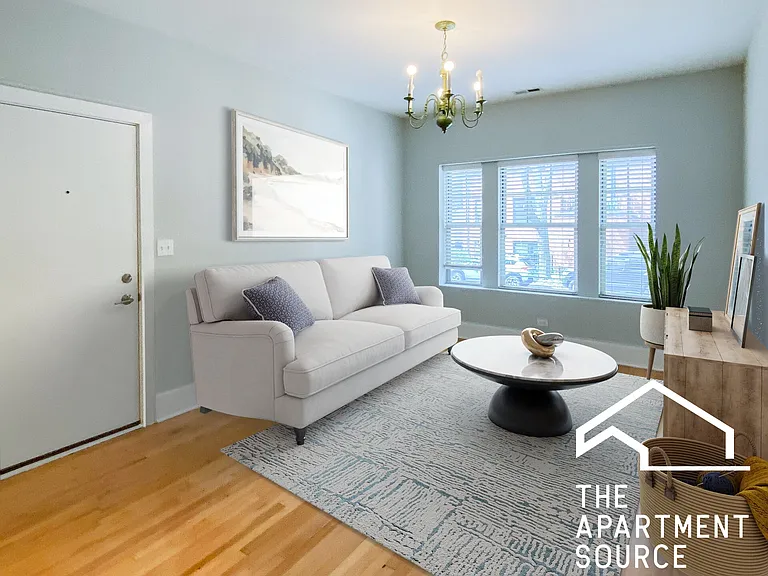 3453 N Wolcott Ave #3 — Photo 3