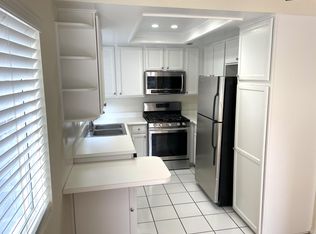 19855 Sandpiper Pl, Newhall, CA 91321