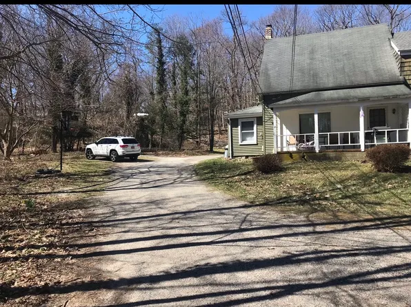 (undisclosed Address), East Setauket, NY 11733