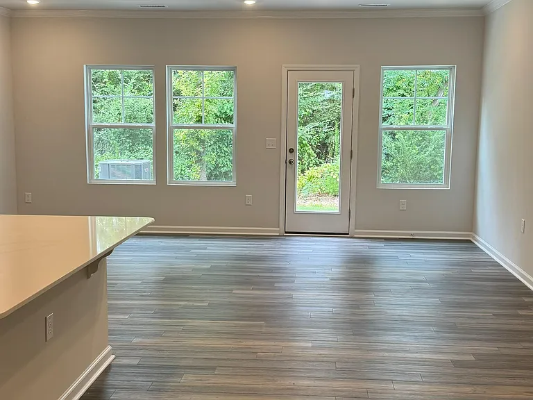 187 Peebles Dr — Photo 22