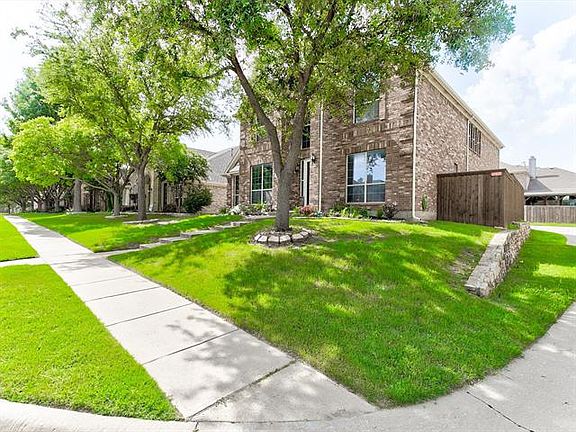2nd image of 9204 Sterling Gate Dr
