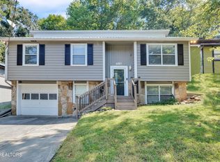 1516 Weeping Willow Ct, Knoxville, TN 37931