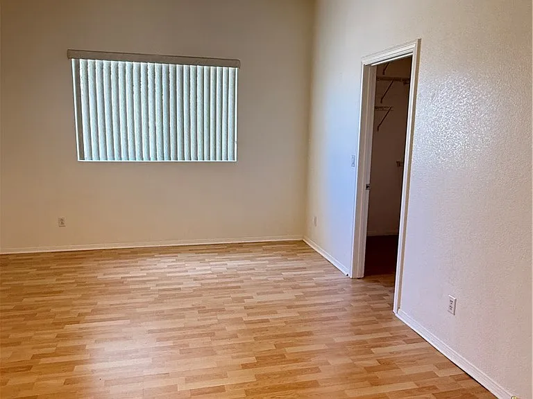 1739 Franklin Chase Ter — Photo 17