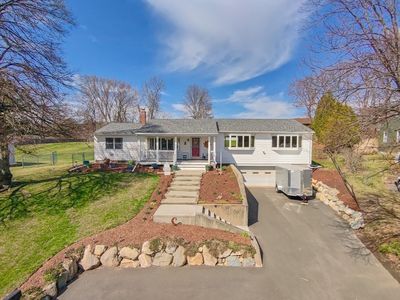 2 Saybrook Cir, South Hadley, MA, 01075