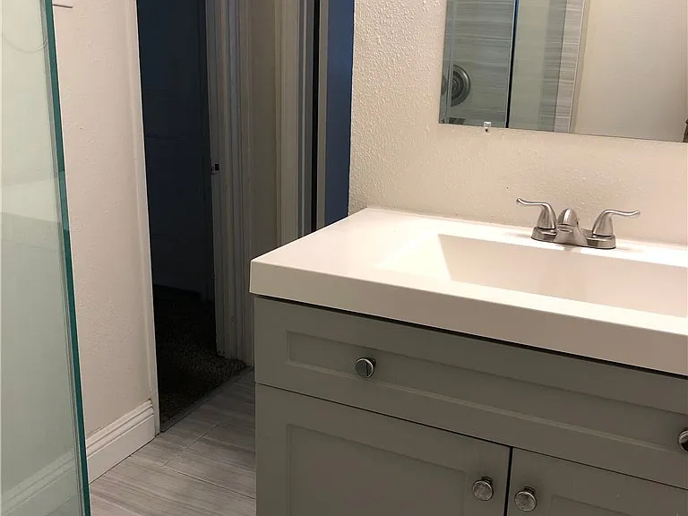 1011 Florida St — Photo 15