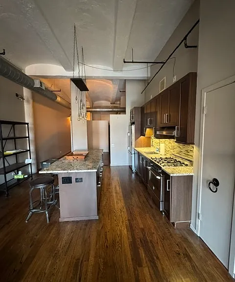 1000 W Washington Blvd #420 — Photo 5